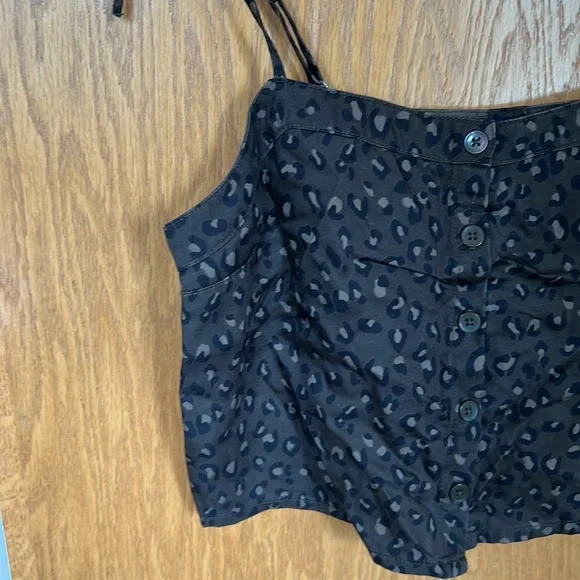 Abercrombie & Fitch Crop Top Green Cheetah Print - Picture 3 of 6